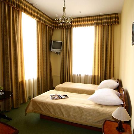 Wien Hotel Lviv Luaran gambar