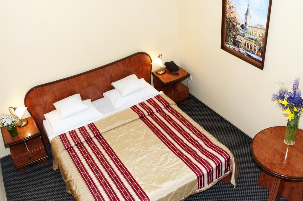 Wien Hotel Lviv Luaran gambar
