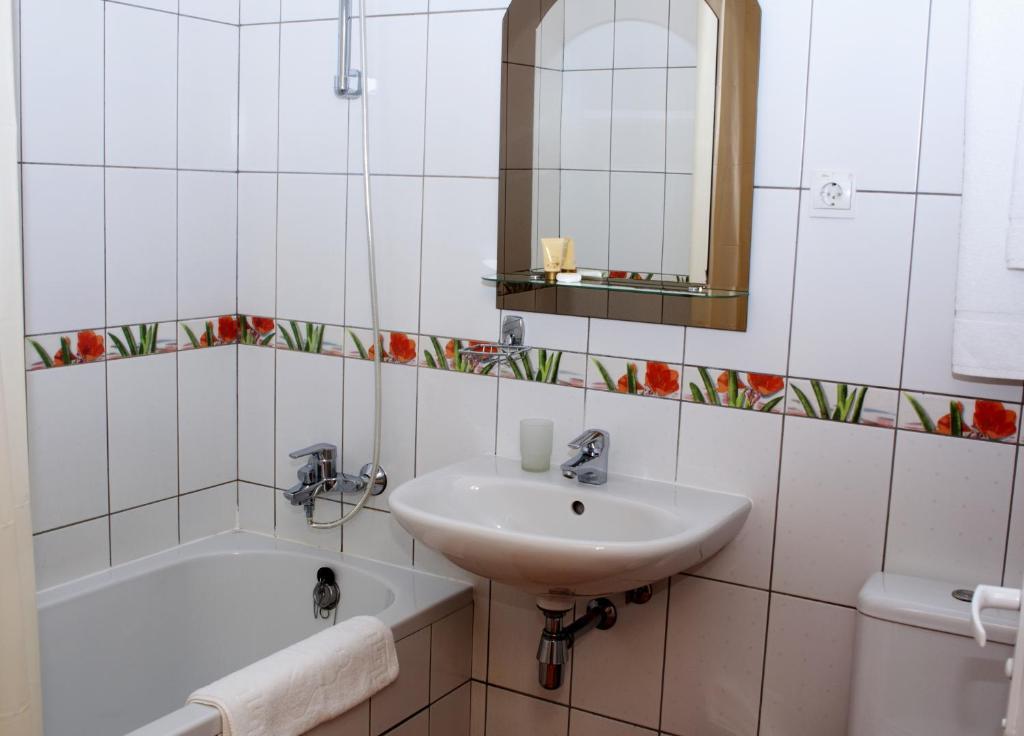 Wien Hotel Lviv Bilik gambar