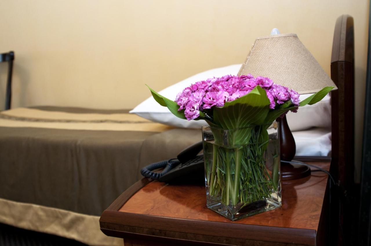 Wien Hotel Lviv Luaran gambar